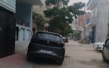 Plot For Sale in New Palam Vihar 3, Sector 111