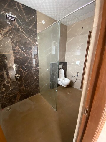 Bathroom in 2.5 BHK Apartment at Sadbhawna Apartment, Sector 46 – for Rent