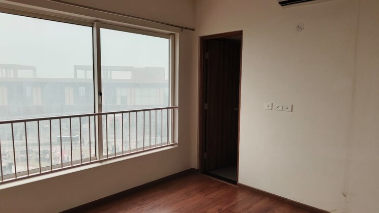 Balcony, shapoorji-pallonji-joyville-gurgaon 3 Bedroom 1852 Sq.Ft. Apartment In Sector 102 Gurgaon 7870056