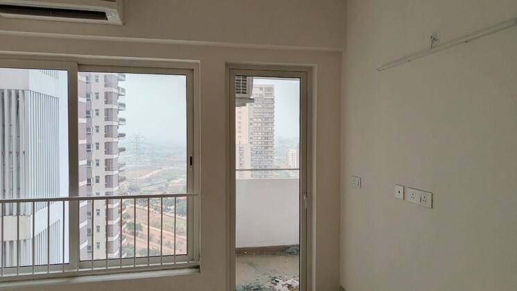 Balcony, shapoorji-pallonji-joyville-gurgaon 3 Bedroom 1852 Sq.Ft. Apartment In Sector 102 Gurgaon 7870056