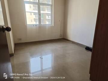 Room in 2 BHK Apartment at Mahagun Mywoods, Sector 16c Greater Noida – for Sale
