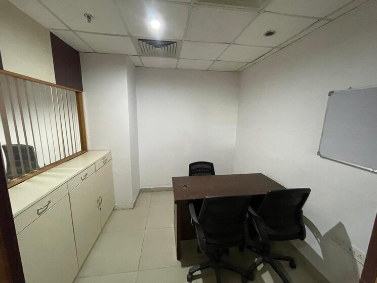 Team Area, spaze-edge-tower Commercial Office Space 1133 Sq.Ft. In Sector 47 Gurgaon 7870183