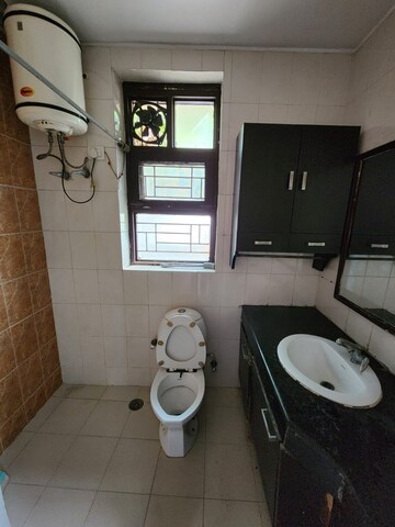 Furnished Amenities in 3 BHK Builder Floor at Sector 51 – for Rent