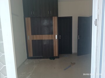 Room in 3 BHK Apartment at Mahagun Mywoods, Sector 16c Greater Noida – for Sale