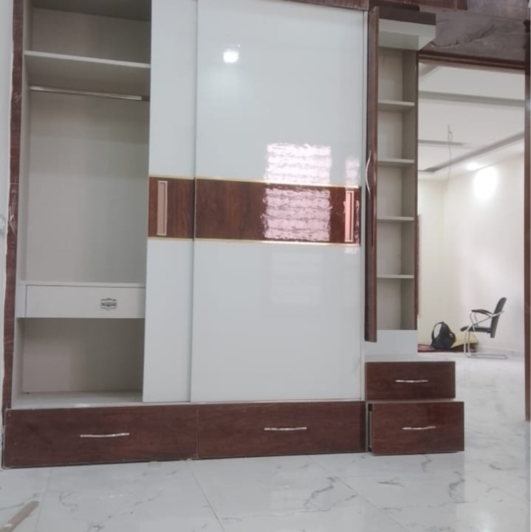 Room, ambala highway 5 Bedroom 142 Sq.Yd. Independent House In Ambala Highway Zirakpur 7870415