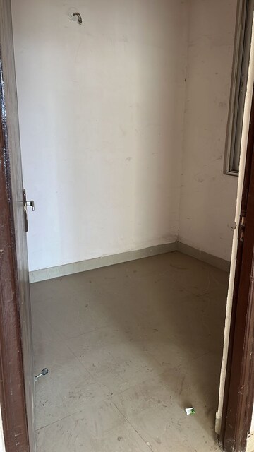 2 BHK Apartment For Rent in Amrapali Golf Homes, Sector 4, Greater Noida