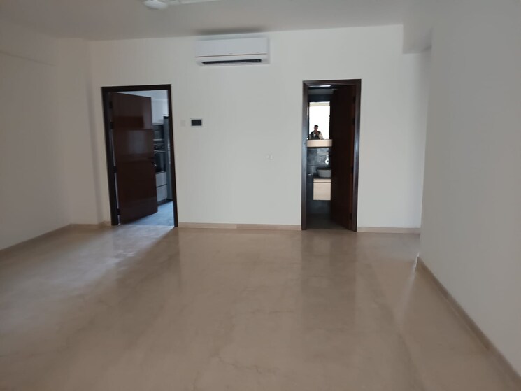 Living Room, dlf-city-phase-v 4 Bedroom 4500 Sq.Ft. Builder Floor In Dlf Phase V Gurgaon 7870545