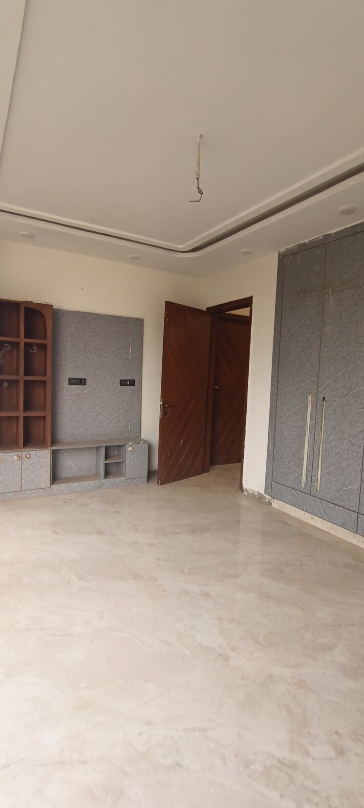 Room, sector 85 4 Bedroom 303 Sq.Yd. Builder Floor In Sector 85 Faridabad 7870563
