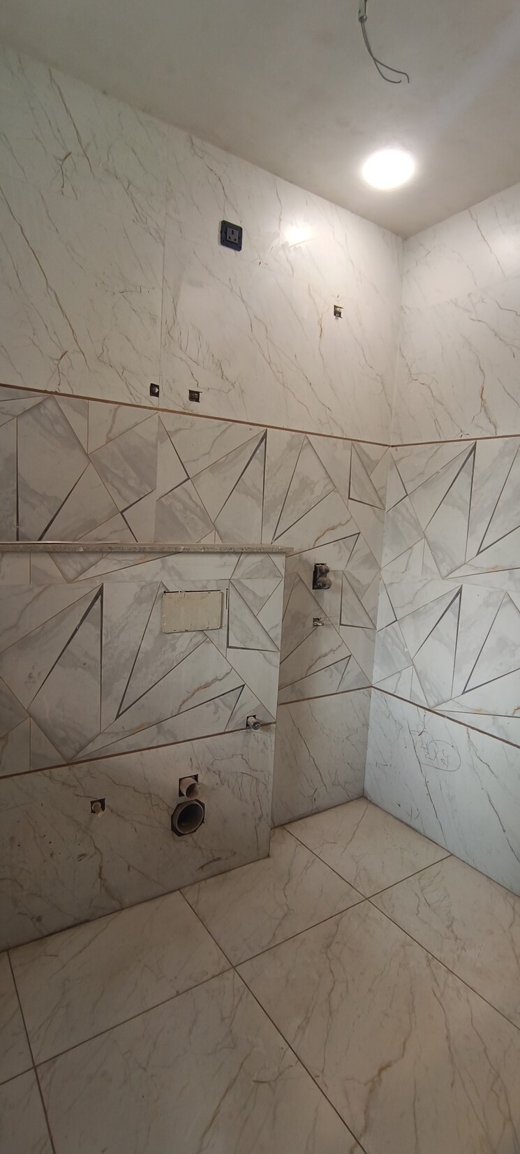 Bathroom, sector 85 4 Bedroom 303 Sq.Yd. Builder Floor In Sector 85 Faridabad 7870563