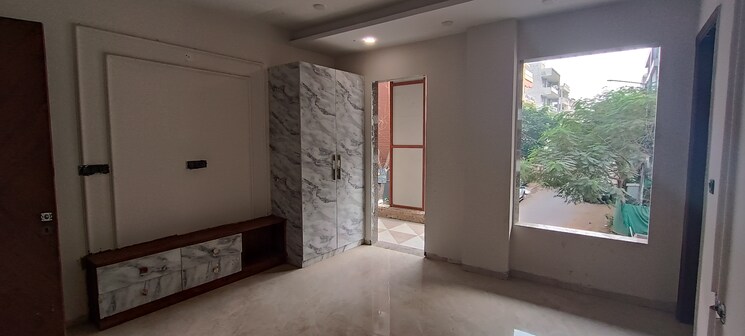 Room, sector 85 4 Bedroom 303 Sq.Yd. Builder Floor In Sector 85 Faridabad 7870563