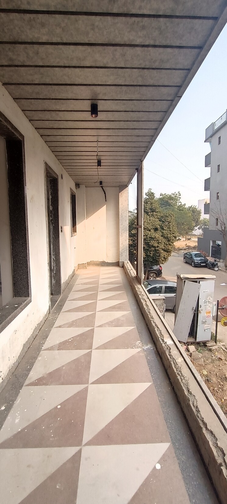 Balcony, sector 85 4 Bedroom 303 Sq.Yd. Builder Floor In Sector 85 Faridabad 7870563