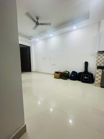 1 BHK Builder Floor For Rent in Saket
