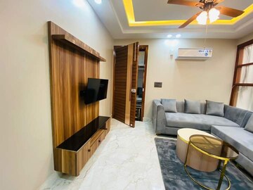 1 BHK Builder Floor For Rent in Saket