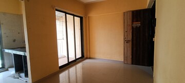 Room in 1 BHK Apartment at KM Narmada Mohan, Naigaon East – for Rent