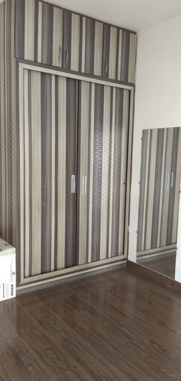 Balcony, mahagun-mywoods-ii 3 Bedroom 1520 Sq.Ft. Apartment In Sector 16c Greater Noida Greater Noida 7870659