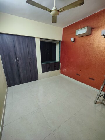 Room in 2 BHK Apartment at Soham Parijat Gardens, Ghodbunder Road – for Sale