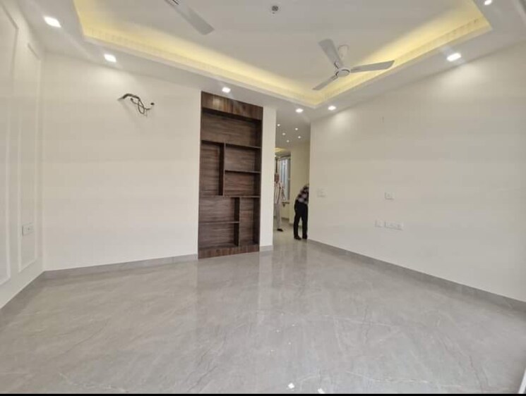 Room, sector 52 3 Bedroom 263 Sq.Yd. Builder Floor In Sector 52 Gurgaon 7870810