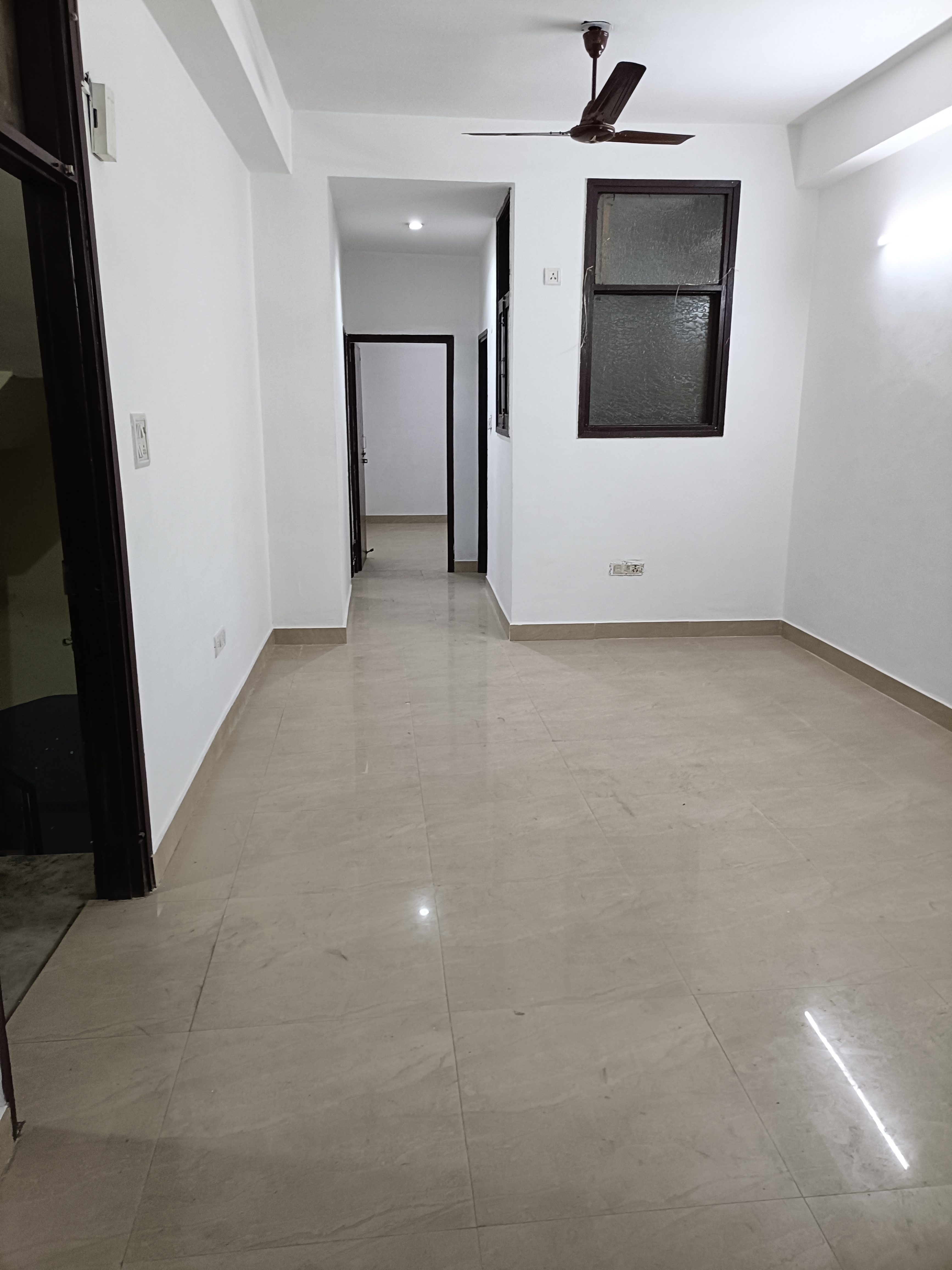 Fully Furnished Bhk Flat In West Vinod Nagar Flats In Mayur Vihar