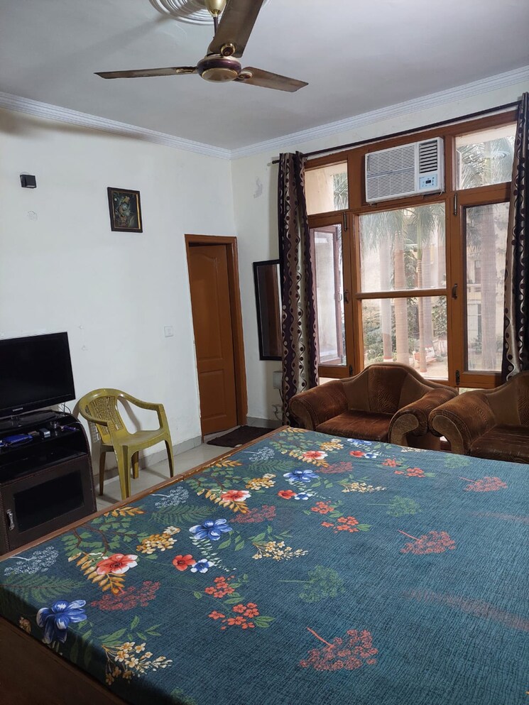 Room, nk-savitry-enclave 3 Bedroom 1690 Sq.Ft. Apartment In Vip Road Zirakpur 7870901