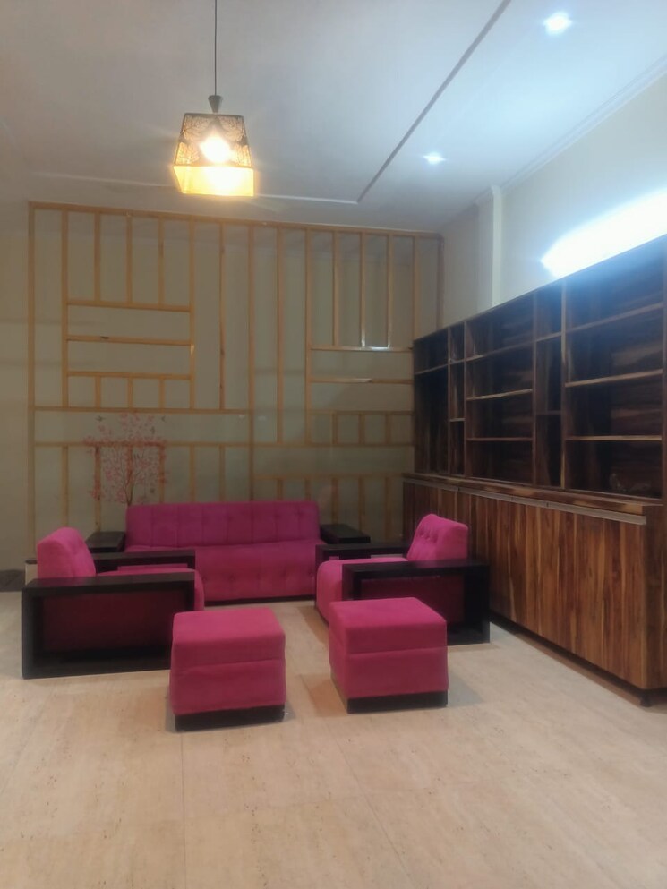 Living Room, ireo-city-plots 3 Bedroom 3000 Sq.Ft. Apartment In Sector 60 Gurgaon 7871085