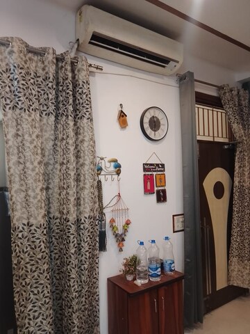 Building Lobby in 3 BHK Builder Floor at Vasundhara Sector 10 – for Sale