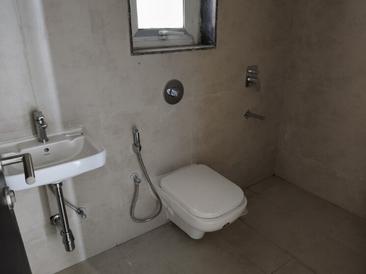 Bathroom, puraniks-city-reserva 2 Bedroom 627 Sq.Ft. Apartment In Ghodbunder Road Thane 7871220