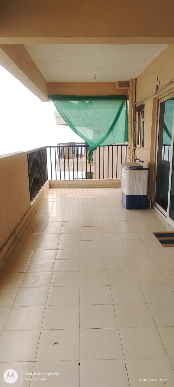 3 BHK Apartment For Sale in Mahagun Mywoods