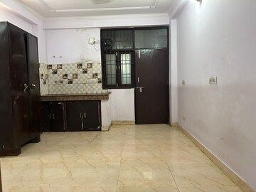 1 RK Builder Floor For Rent in Saket