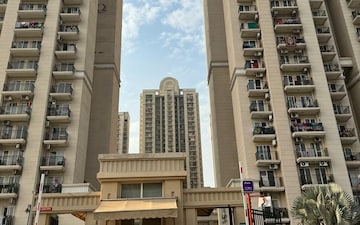 2 BHK Apartment For Sale in Paramount Floraville, Sector 137