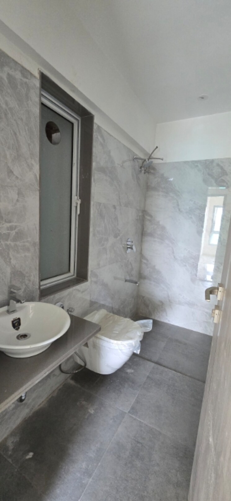 Bathroom, sahakar-revanta 2 Bedroom 650 Sq.Ft. Apartment In Goregaon West Mumbai 7871537