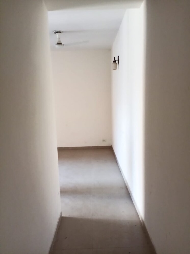 Master Bedroom, mahagun-mywoods-ii 2 Bedroom 1000 Sq.Ft. Apartment In Sector 16c Greater Noida Greater Noida 7871558