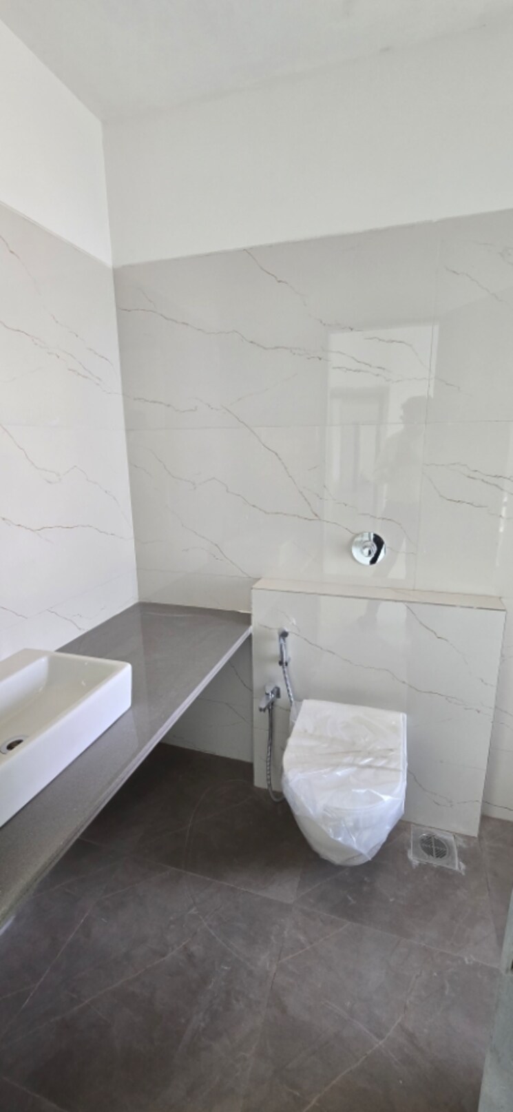 Bathroom, sahakar-revanta 3 Bedroom 1005 Sq.Ft. Apartment In Goregaon West Mumbai 7871589