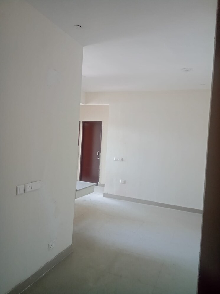 Room, terra-lavinium 2 Bedroom 598 Sq.Ft. Apartment In Sector 75 Faridabad 7871678