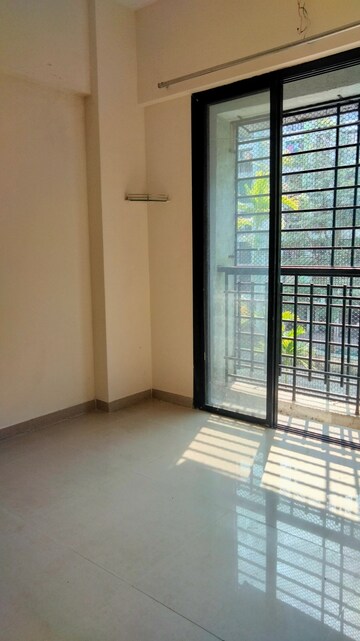 Room in 1 BHK Apartment at Sumit Greendale, Virar West – for Sale