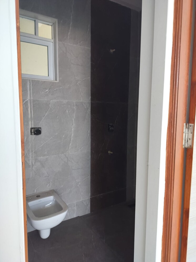 Attached Bathroom, astha-kalash 3 Bedroom 1370 Sq.Ft. Apartment In Goregaon West Mumbai 7871795