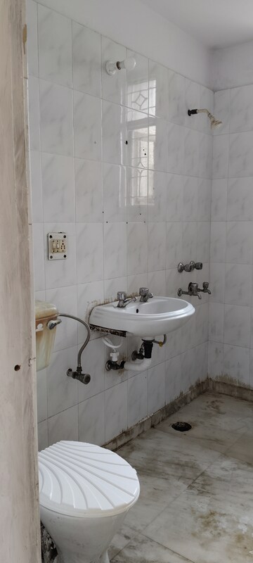 Bathroom in 1 BHK Independent House at Alpha 1 Greater Noida – for Rent