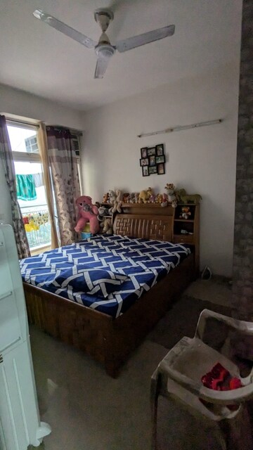 2 BHK Apartment For Rent in Mahagun Mywoods, Sector 16c Greater Noida