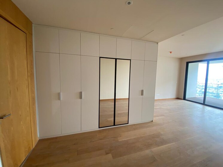 Room, embassy-lake-terraces 3 Bedroom 3689 Sq.Ft. Apartment In Hebbal Bangalore 7871806