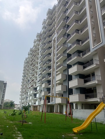 3 BHK Apartment For Rent in Amolik Sankalp, Sector 85