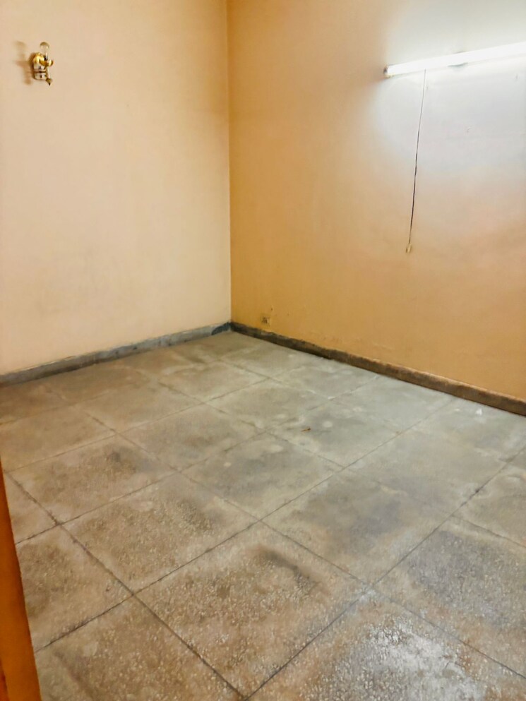 Room, ip extension 2 Bedroom 1050 Sq.Ft. Apartment In Ip Extension Delhi 7871967