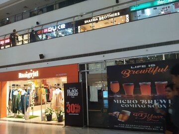  Shop For Rent in Naupada