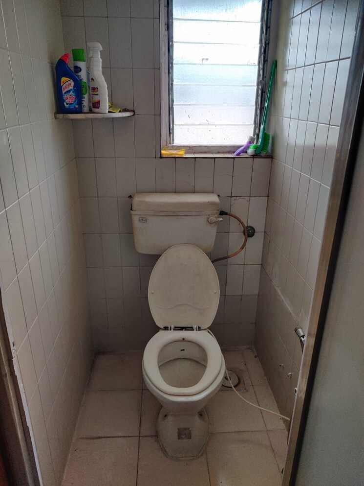 Bathroom, thane east 2 Bedroom 636 Sq.Ft. Apartment In Thane East Thane 7872196