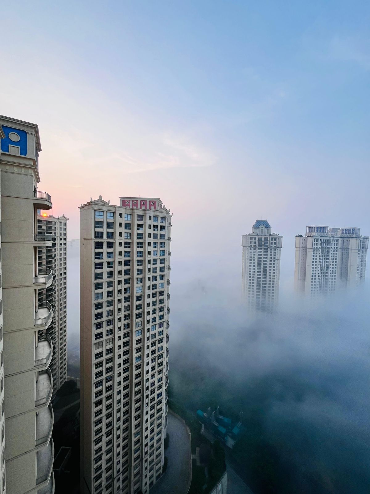 2 BHK 612 Sq.Ft. Apartment in Hiranandani Fortune City