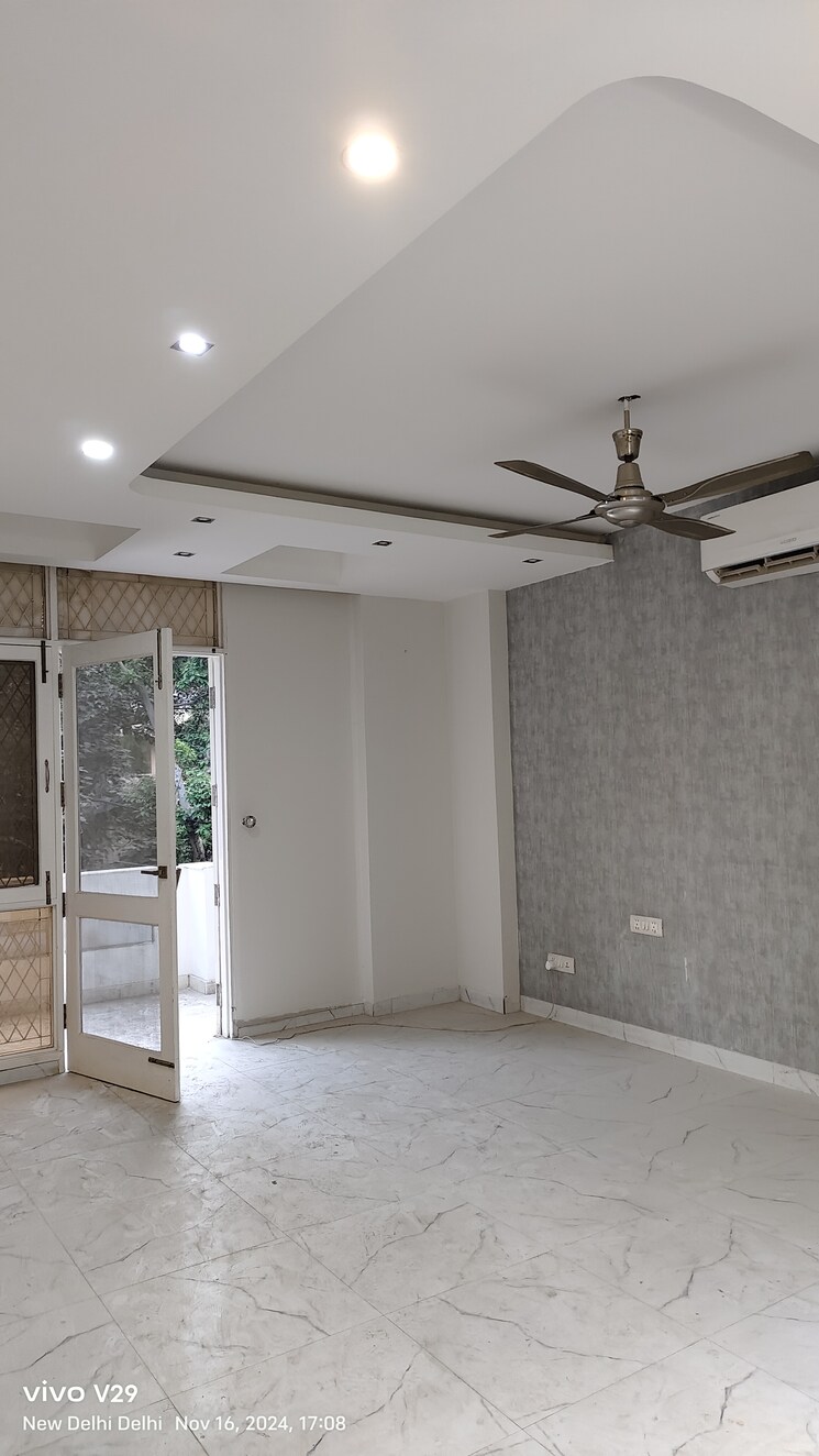 Room, safdarjung enclave 3 Bedroom 1350 Sq.Ft. Builder Floor In Safdarjung Enclave Delhi 7872410