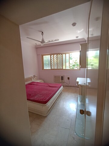 Room in 2 BHK Apartment at Panju Mahal, Bandra West – for Rent