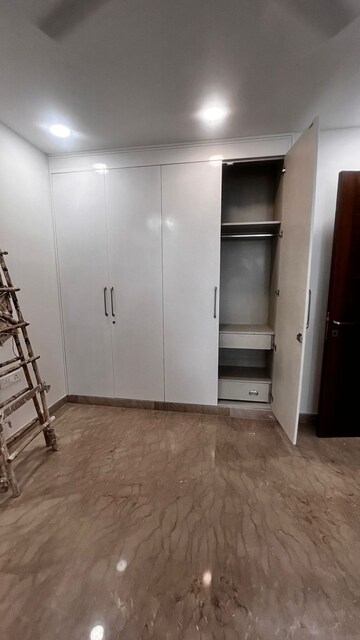 Master Bedroom in 3 BHK Builder Floor at Defence Colony – for Sale