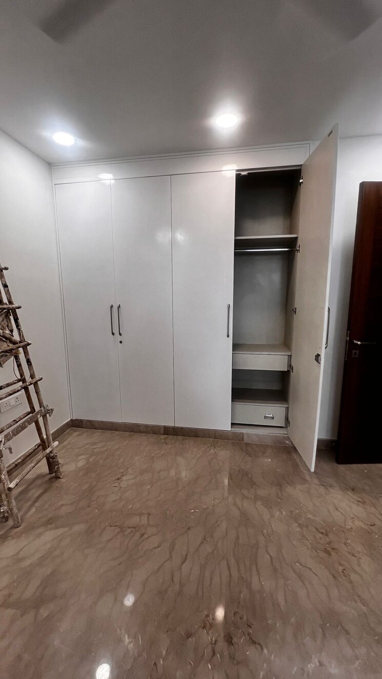 Master Bedroom, defence colony 3 Bedroom 1953 Sq.Ft. Builder Floor In Defence Colony Delhi 7872441