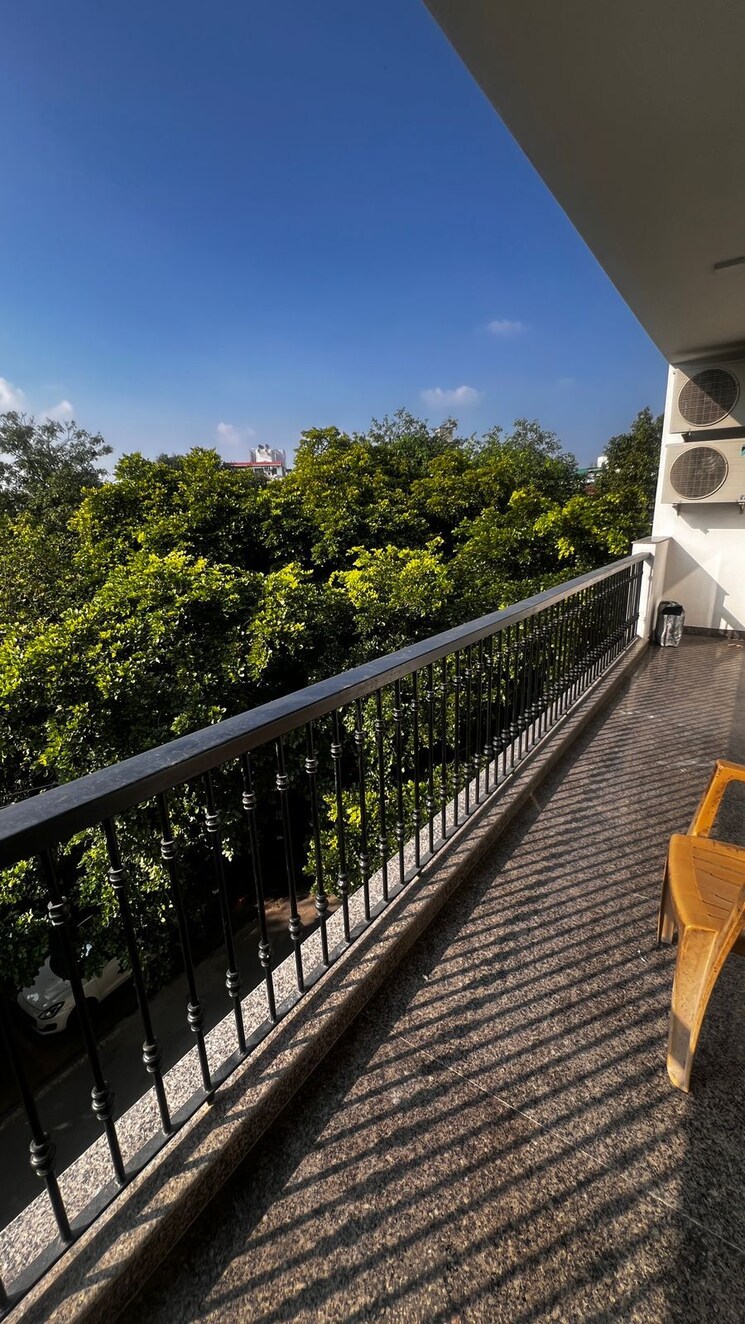 Balcony, defence colony 3 Bedroom 1953 Sq.Ft. Builder Floor In Defence Colony Delhi 7872441