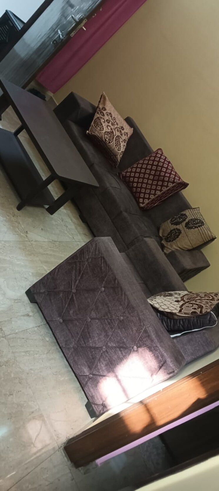 Living Room, sector 40 3 Bedroom 1750 Sq.Ft. Builder Floor In Sector 40 Gurgaon 7872479