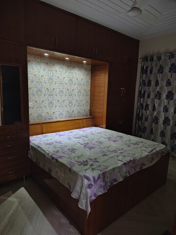 रेसिडेंशियल बिल्डर फ्लोर वर्ग फुट फॉर रेंट इन सेक्टर 38 गुड़गांव  7872572